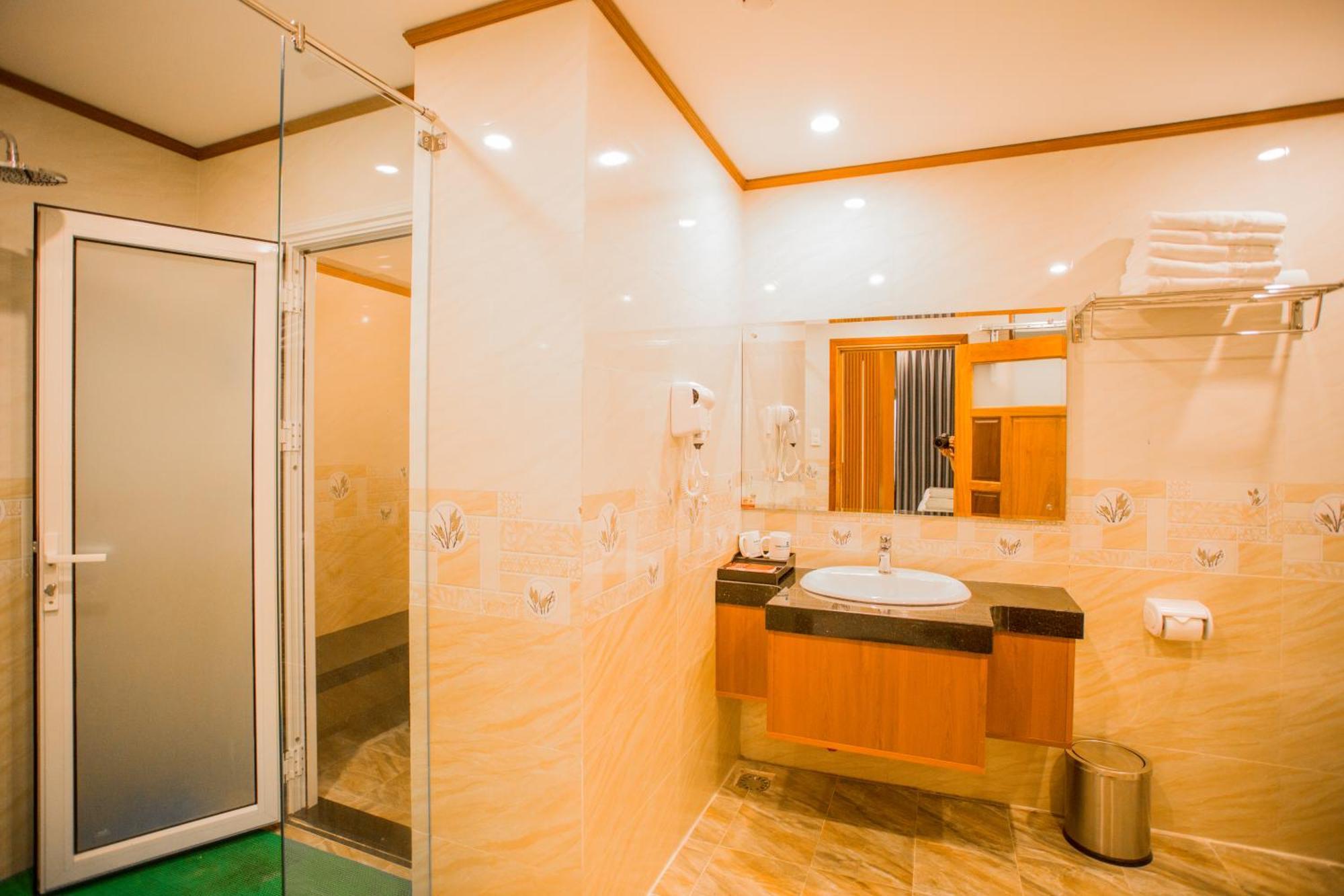 Lien Do Star Hotel Баолок Екстер'єр фото